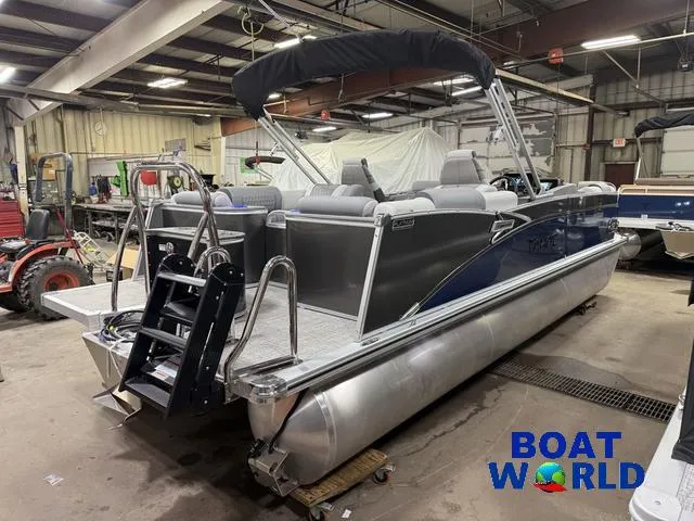 Slide: The Image of Tahoe Cascade 2385 Quad Lounge & Honda 4-Stroke EFI 2025 - 55