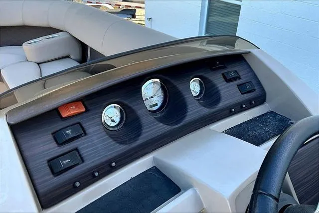 Slide: The Image of Bennington 23 SPDX 2019 - 16