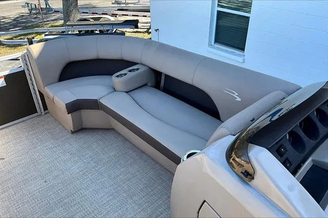 Slide: The Image of Bennington 23 SPDX 2019 - 19