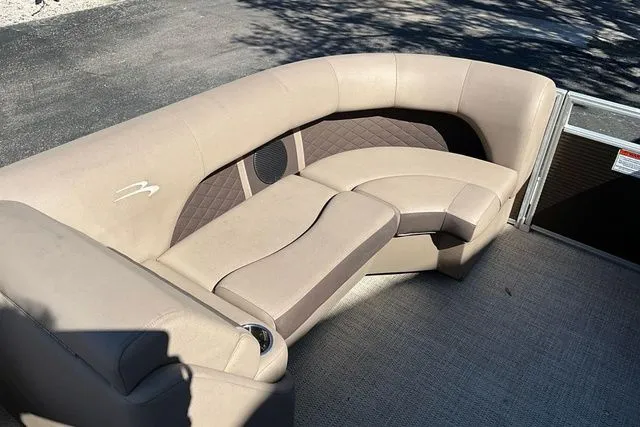 Slide: The Image of Bennington 23 SPDX 2019 - 43