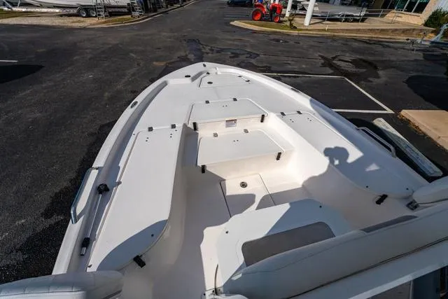 Slide: The Image of Sea Fox 231 Bay Fox 2025 - 19