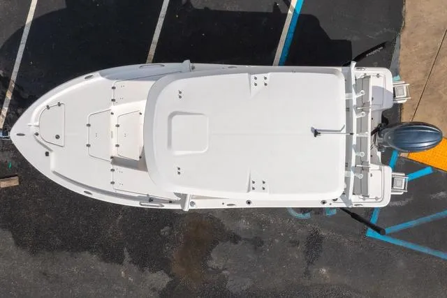 Slide: The Image of Sea Fox 231 Bay Fox 2025 - 3