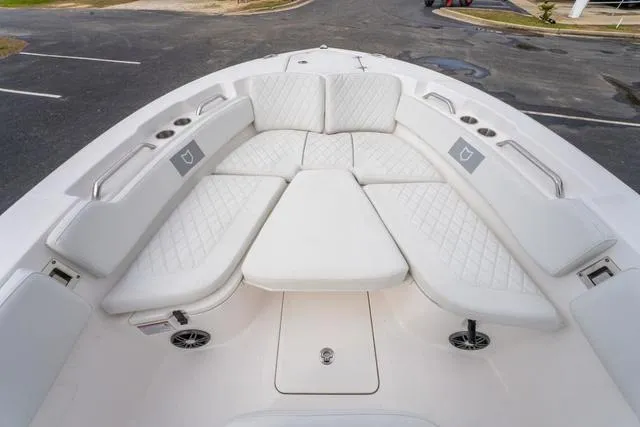Slide: The Image of Sea Fox 248 Commander 2025 - 16