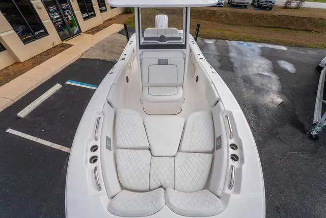 Slide: The Image of Sea Fox 248 Commander 2025 - 17
