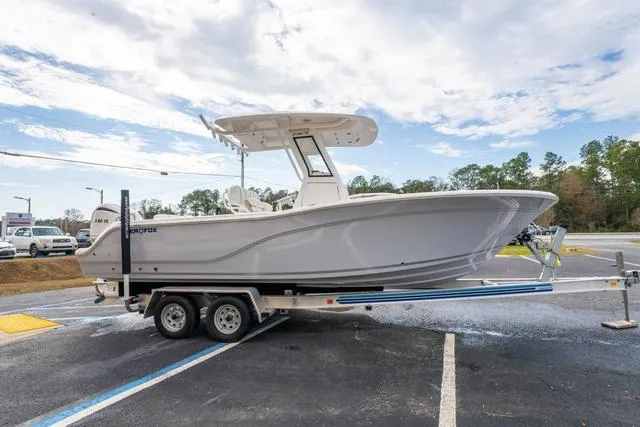 Slide: The Image of Sea Fox 248 Commander 2025 - 4