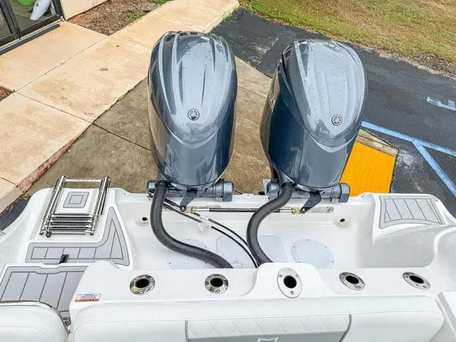Slide: The Image of Sea Fox 268 Commander 2025 - 12
