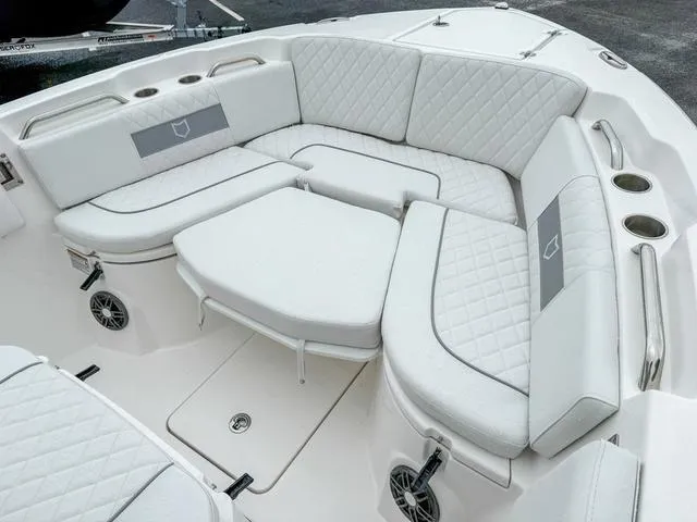Slide: The Image of Sea Fox 268 Commander 2025 - 22