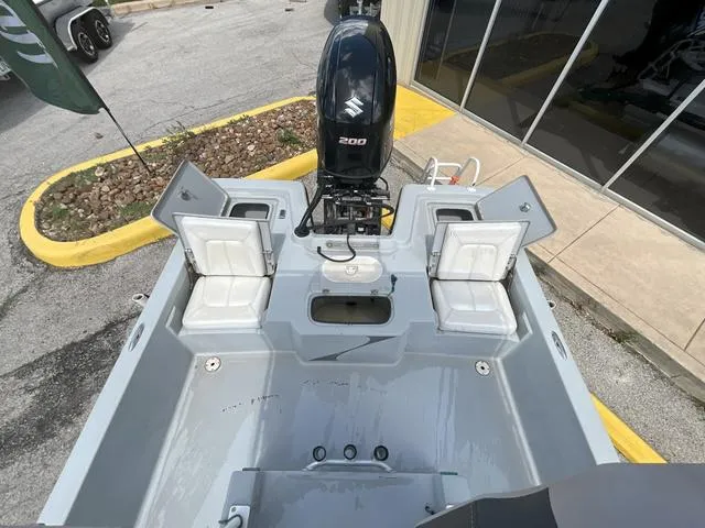 Slide: The Image of Blue Wave 2200 STL 2017 - 10