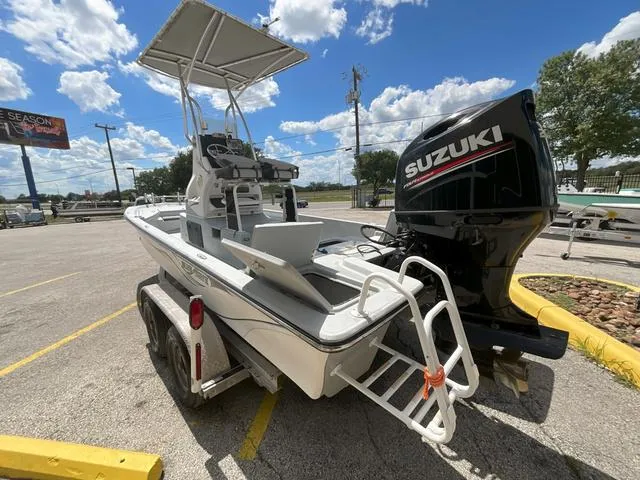 Slide: The Image of Blue Wave 2200 STL 2017 - 6