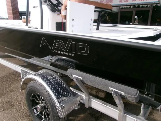 Slide: The Image of Avid 20 Rogue 2026 - 8