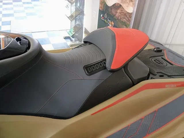 Slide: The Image of Sea-Doo RXP-X 325 2025 - 11
