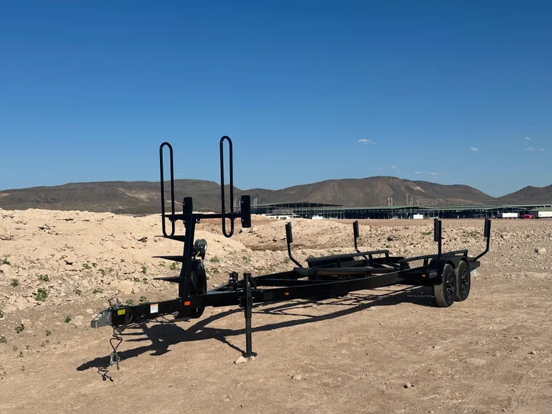 Slide: The Image of Trailer for 2022 Montara 25 SURF BOSS 2.0 on dirt lot with mountains. - 21