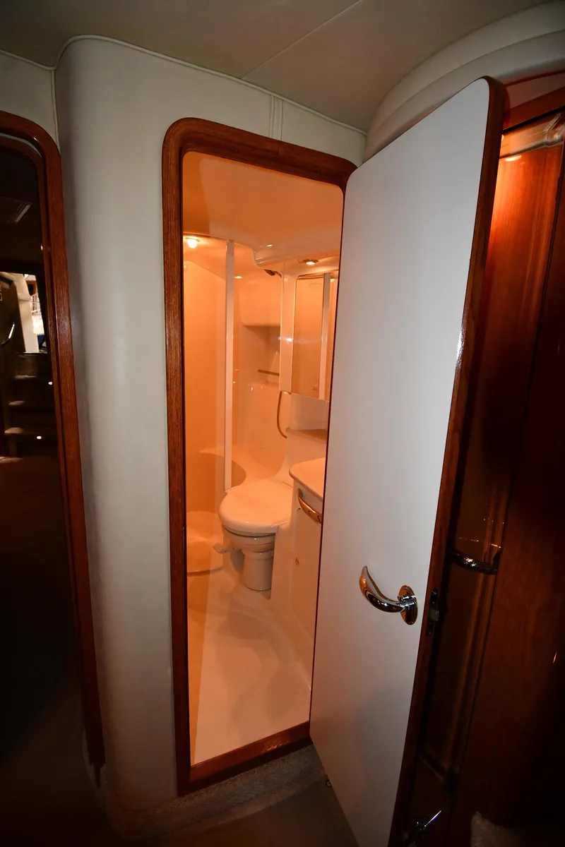 Slide: The Image of Interior bathroom of 2000 Sea Ray 460 Sundancer yacht. - 32