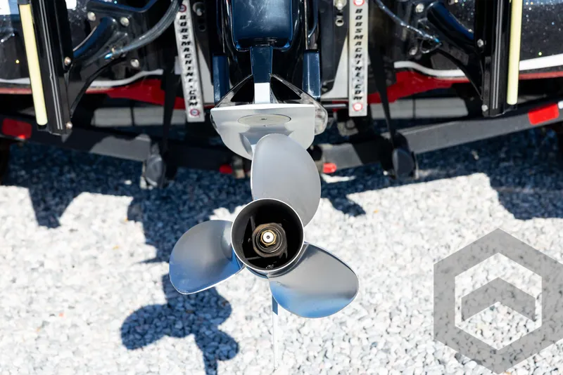 Slide: The Image of 2017 Nitro Z21 Z-PRO boat propeller on gravel background. - 17