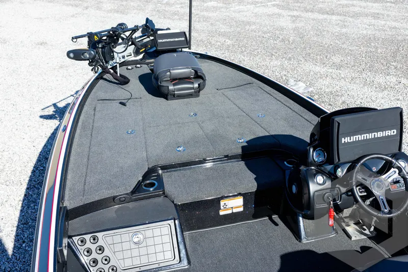 Slide: The Image of 2017 Nitro Z21 Z-PRO boat interior with Humminbird electronics and steering wheel. - 26