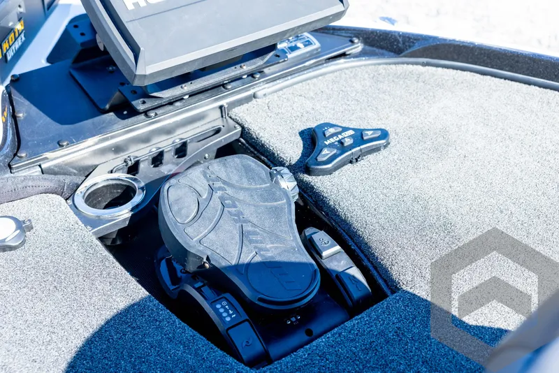 Slide: The Image of 2017 Nitro Z21 Z-PRO boat control panel with foot pedal and electronics. - 31