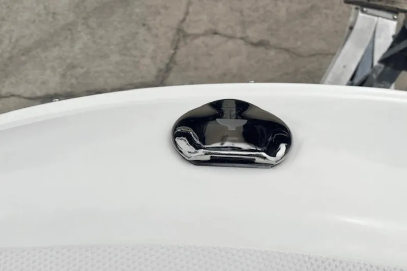 Slide: The Image of Sea Ray 270 SDX Outboard 2017 - 26