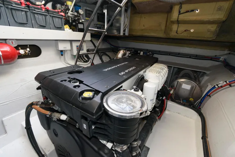 Slide: The Image of Fountaine Pajot MY6 2022 - 52