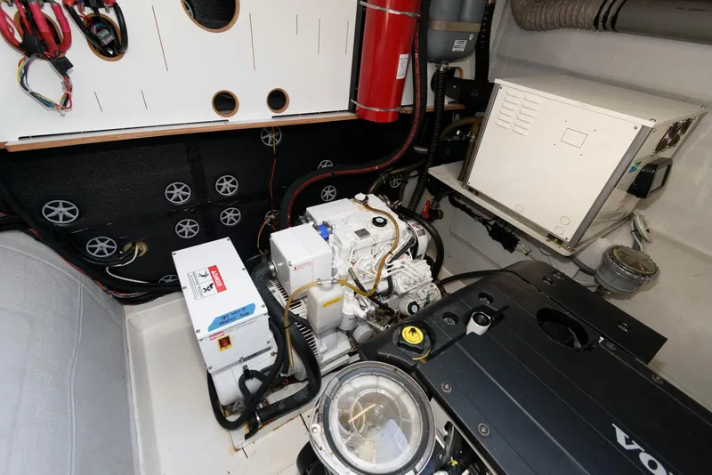 Slide: The Image of Fountaine Pajot MY6 2022 - 53