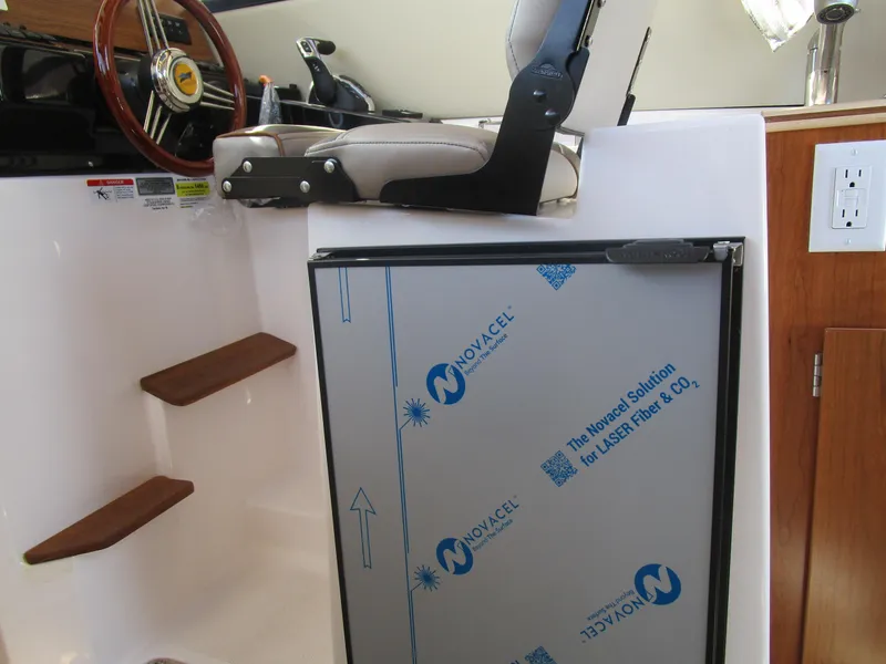 Slide: The Image of Cutwater C-248 Coupe 2025 - 56