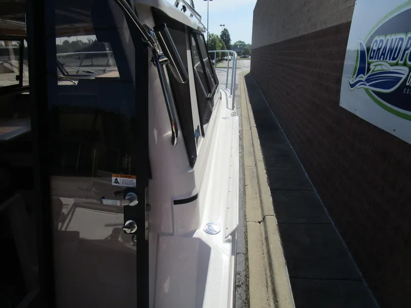 Slide: The Image of Cutwater C-248 Coupe 2025 - 62