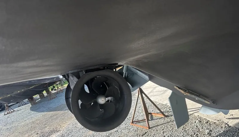 Slide: The Image of Carver 444 Cockpit Motor Yacht 2005 - 113