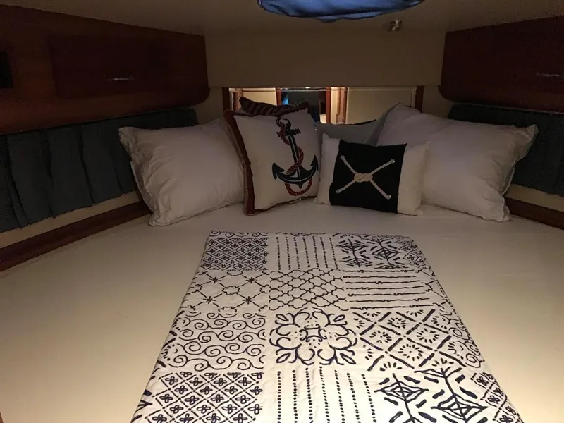 Slide: The Image of Carver 444 Cockpit Motor Yacht 2005 - 121