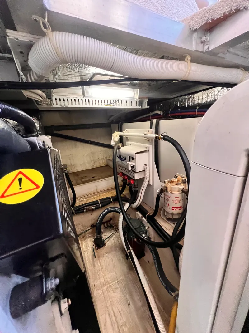 Slide: The Image of Carver 444 Cockpit Motor Yacht 2005 - 55