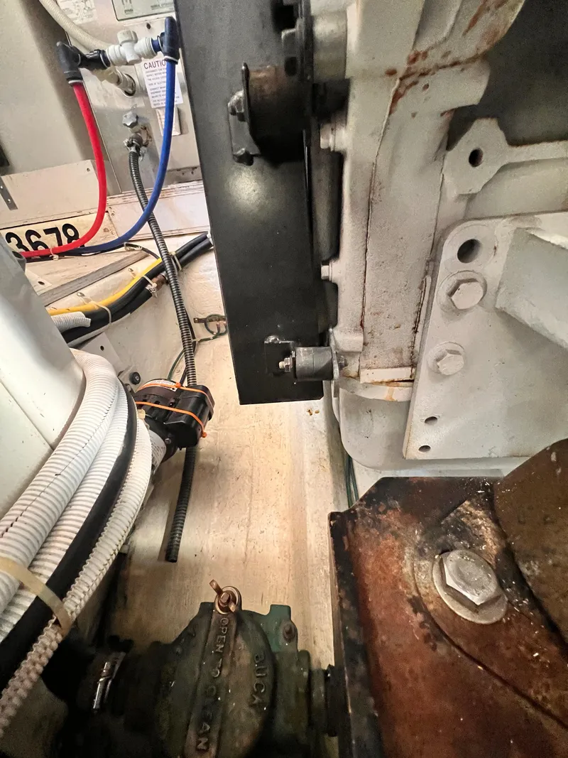 Slide: The Image of Carver 444 Cockpit Motor Yacht 2005 - 56