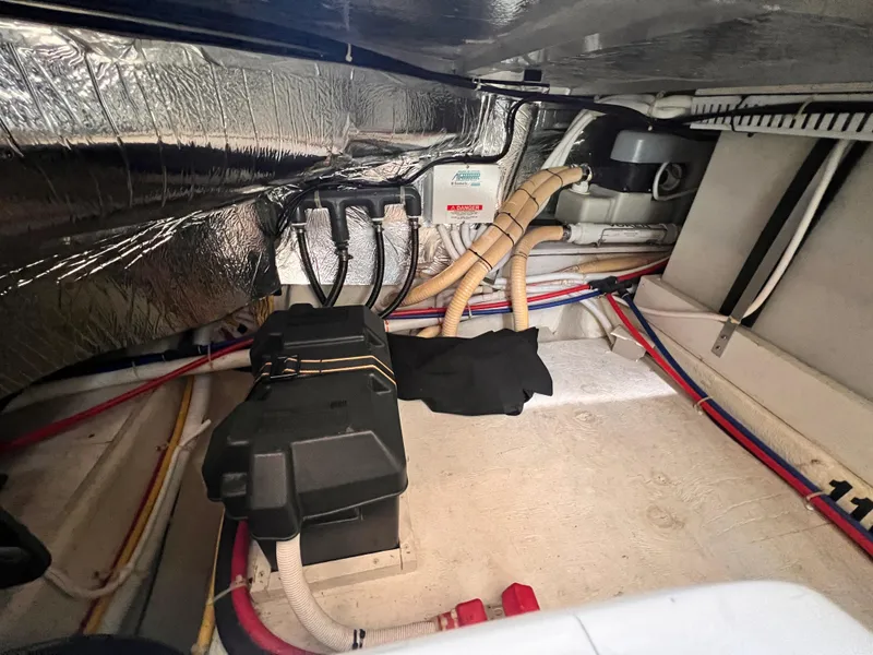 Slide: The Image of Carver 444 Cockpit Motor Yacht 2005 - 59