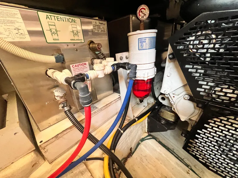 Slide: The Image of Carver 444 Cockpit Motor Yacht 2005 - 61