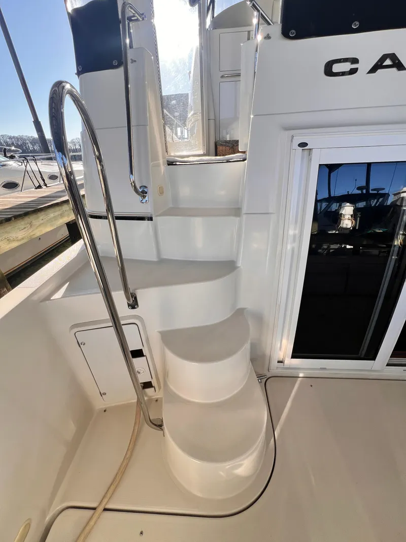 Slide: The Image of Carver 444 Cockpit Motor Yacht 2005 - 91