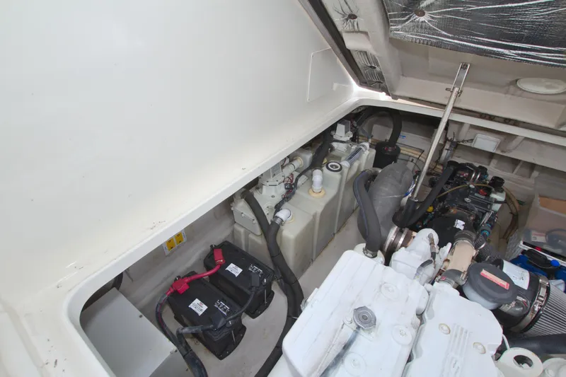 Slide: The Image of Sea Ray 44 Sundancer 2009 - 59