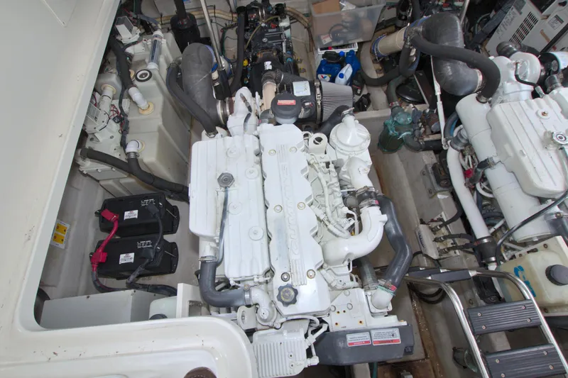 Slide: The Image of Sea Ray 44 Sundancer 2009 - 60