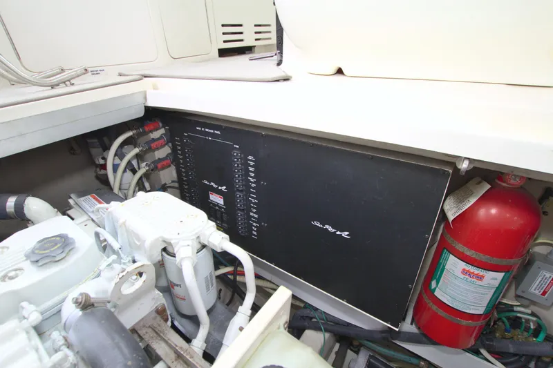 Slide: The Image of Sea Ray 44 Sundancer 2009 - 71