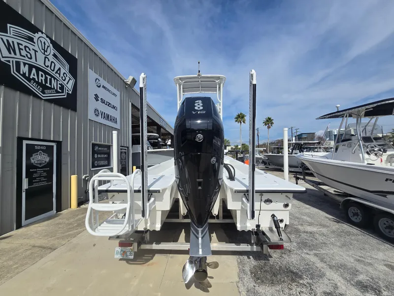 Slide: The Image of 2024 Shallow Sport X3 boat at West Coast Marine dealership. - 25