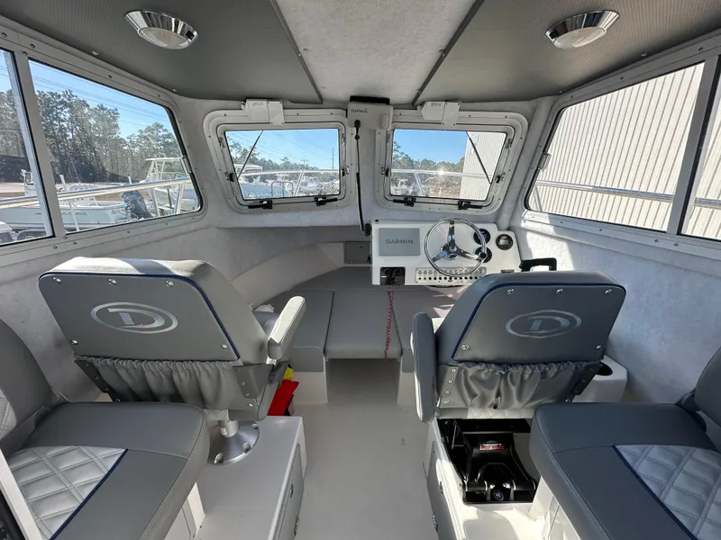 Slide: The Image of Defiance 220 Admiral 2024 - 11