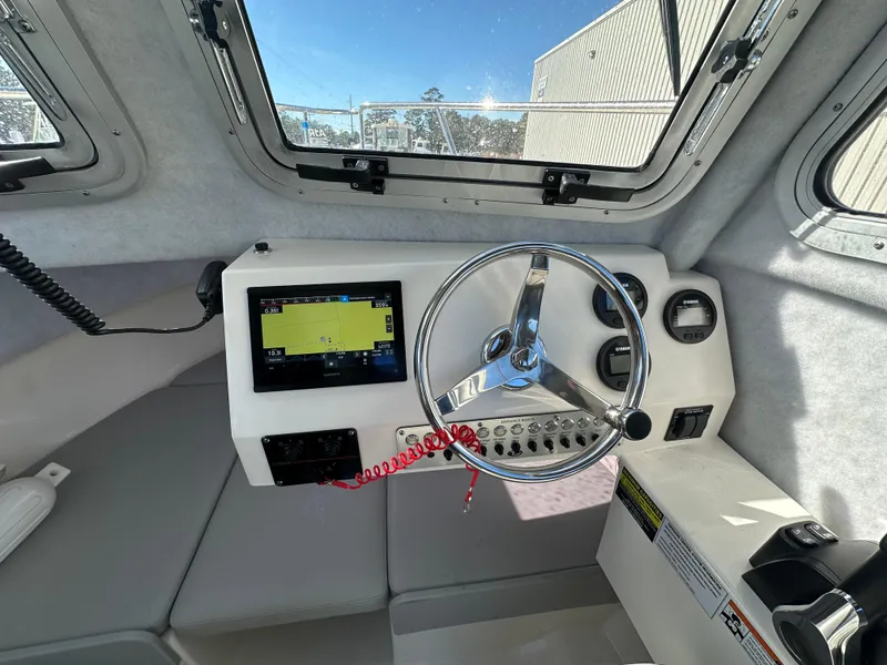 Slide: The Image of Defiance 220 Admiral 2024 - 27