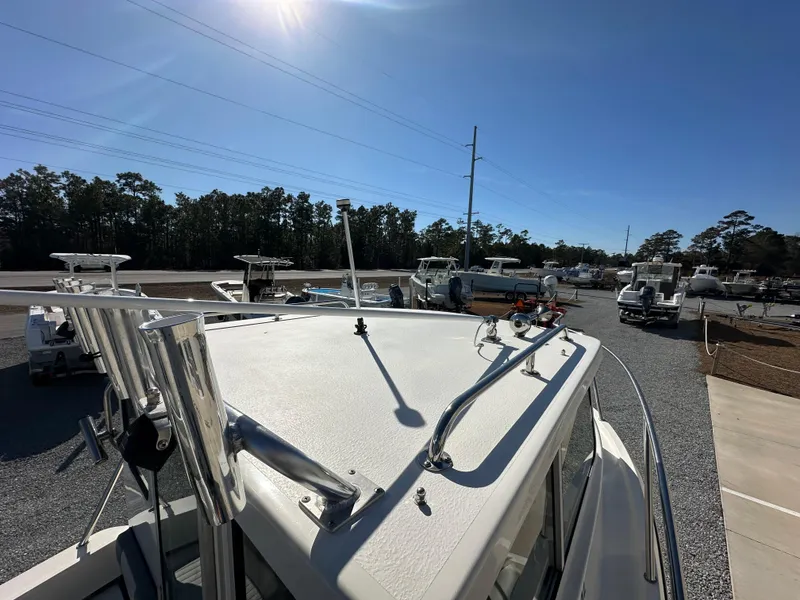 Slide: The Image of Defiance 220 Admiral 2024 - 31