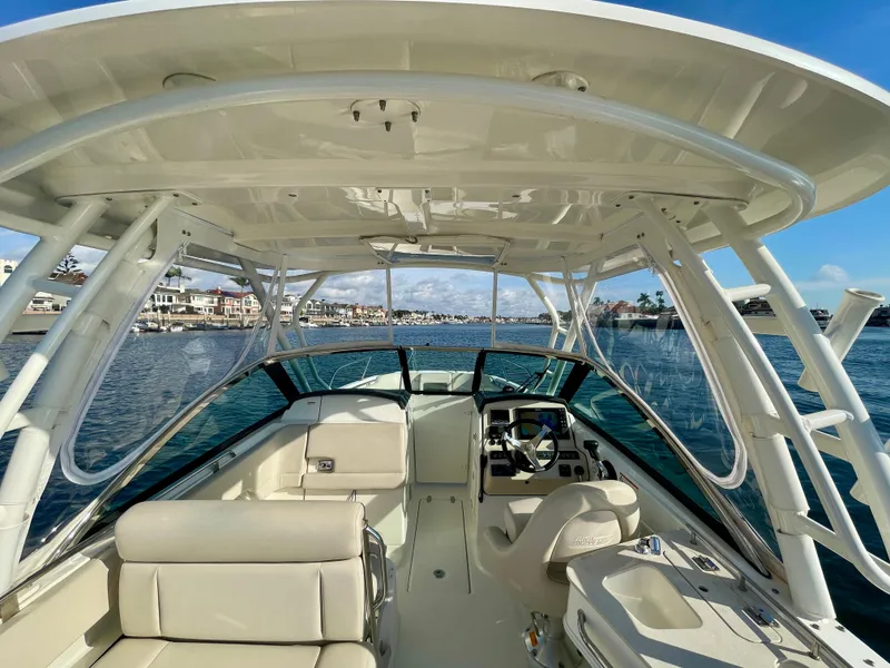 Slide: The Image of Boston Whaler 230 Vantage 2018 - 52