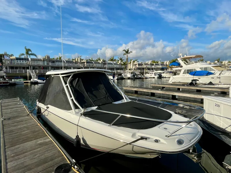 Slide: The Image of Boston Whaler 230 Vantage 2018 - 61