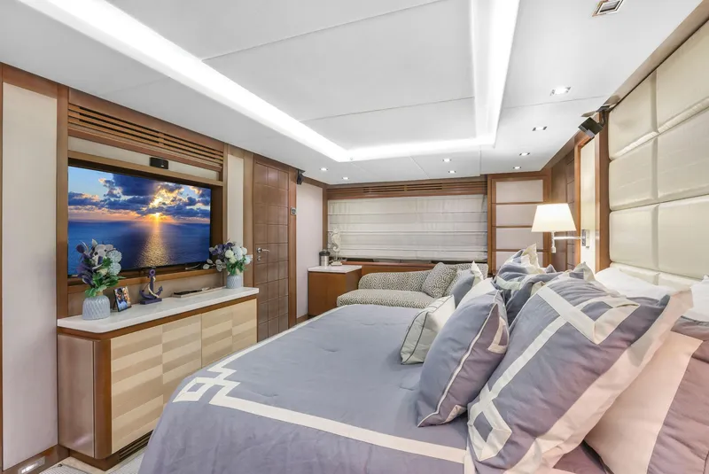 Slide: The Image of Master stateroom, TV - 16