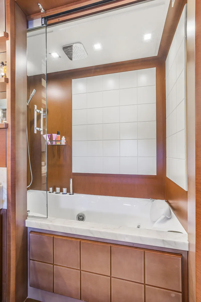Slide: The Image of Master stateroom head, aft Jacuzzi tub - 22