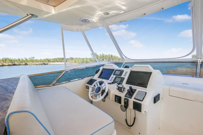 Slide: The Image of Flybridge helm - 50