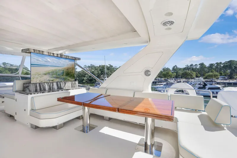 Slide: The Image of Flybridge dining table and settee - 52