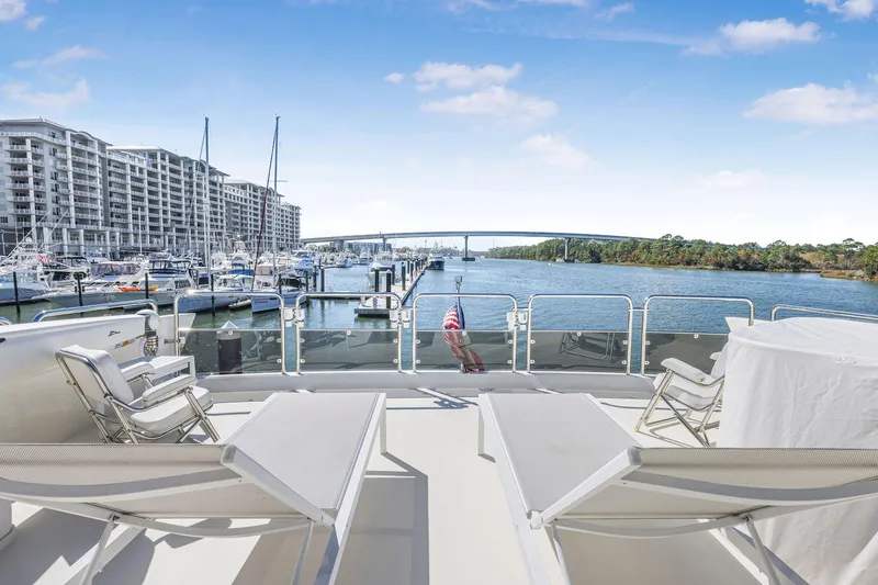 Slide: The Image of Flybridge aft - 56