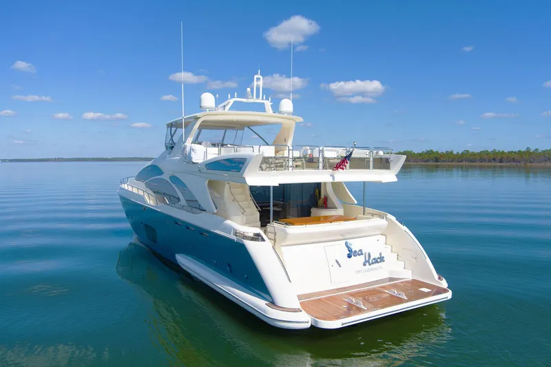 Slide: The Image of Aft port side view - 72