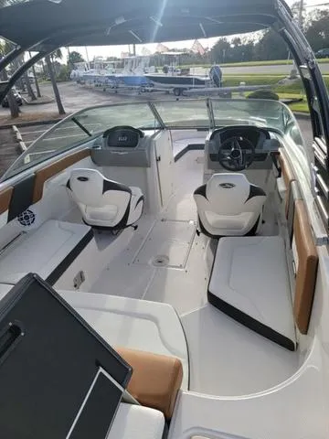 Slide: The Image of Chaparral 23 SSi OB 2025 - 16