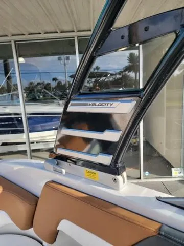 Slide: The Image of Chaparral 23 SSi OB 2025 - 30