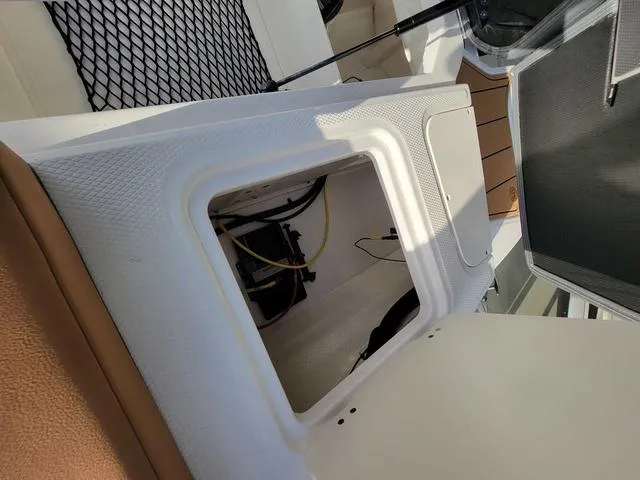 Slide: The Image of Chaparral 23 SSi OB 2025 - 36